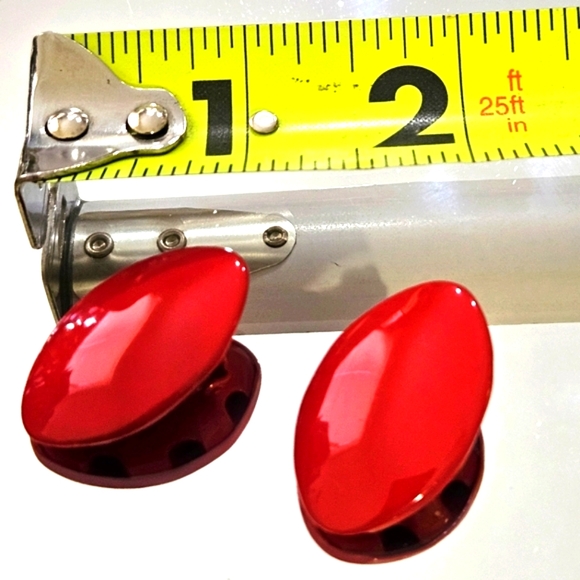 Vintage Bright Red Clip-on Earrings - Picture 2 of 3